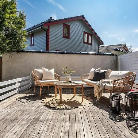 Panoramic Flat & Garden, Free Parking 12 Minutes Walking! Apartament Bergen