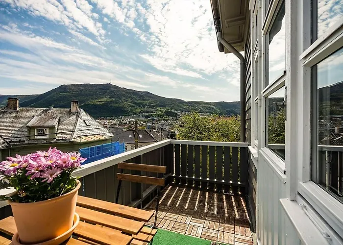 Διαμέρισμα Panoramic Flat & Garden, Free Parking 12 Minutes Walking! *