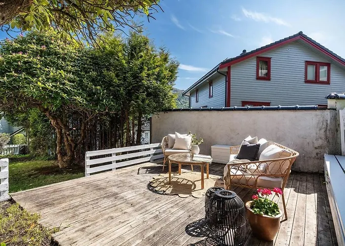 公寓 Panoramic Flat & Garden, Free Parking 12 Minutes Walking! *